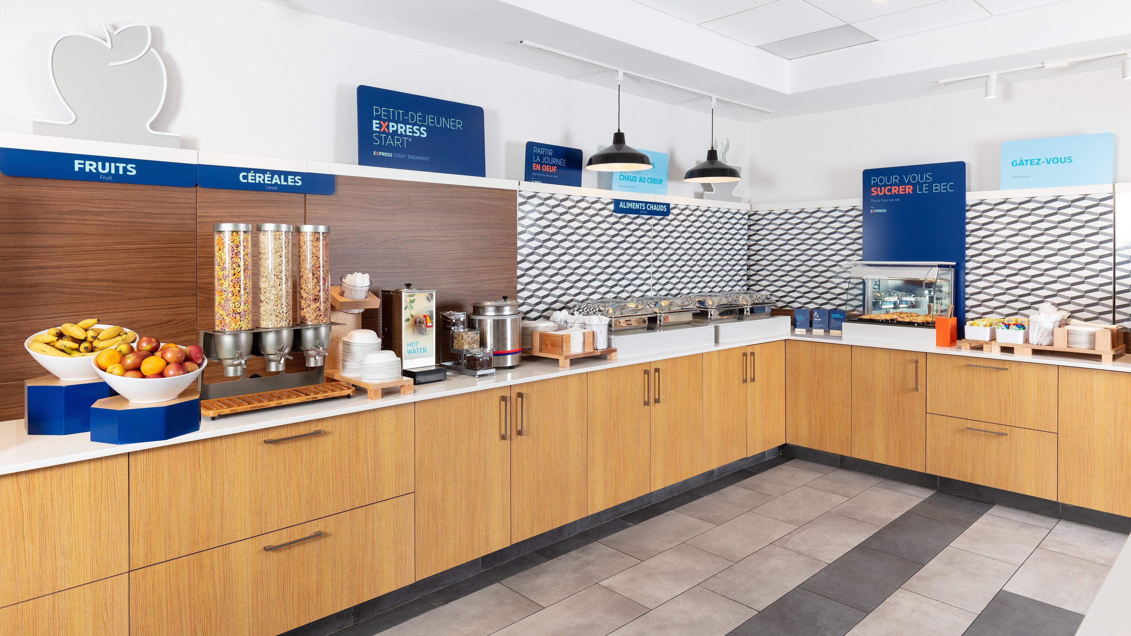 Holiday Inn Express Quebec City-Sainte Foy By Ihg Exterior foto